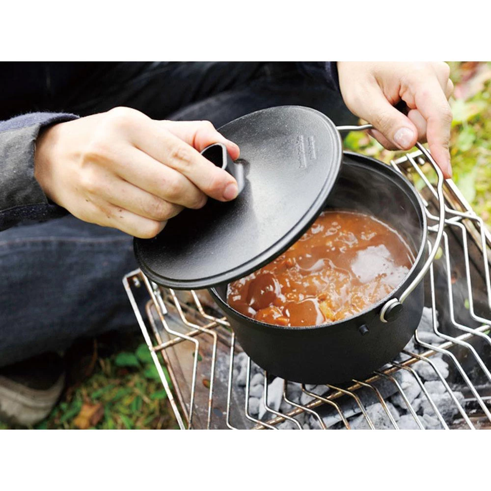 Snow Peak Cast Iron Duo Cooker 6 Snow Peak Cast Iron Duo Cooker - Image 4