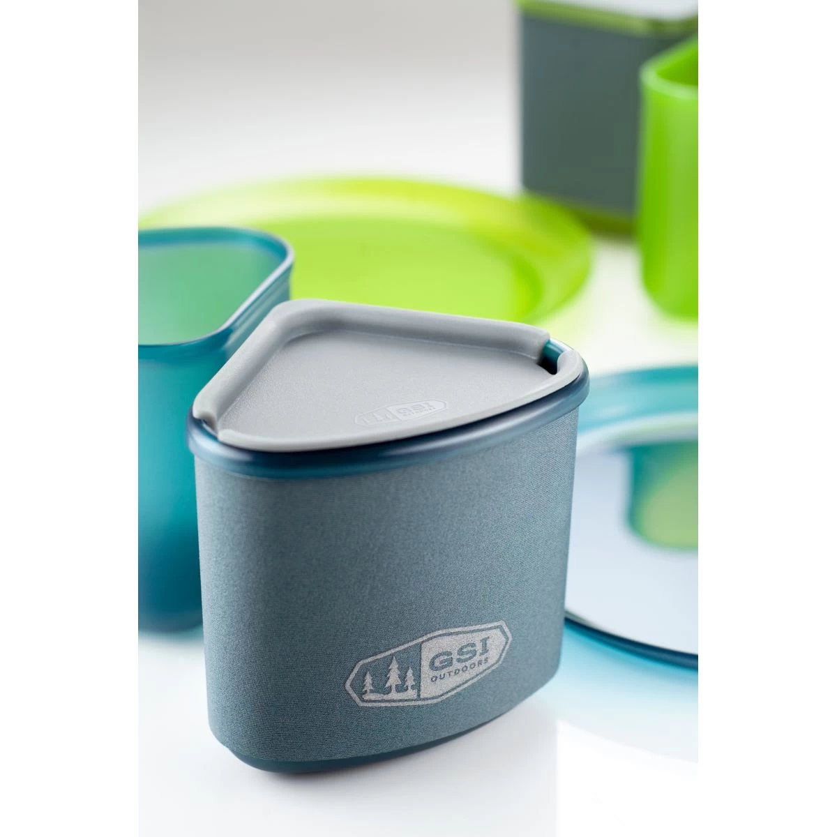 GSI Outdoors Infinity 4 Person Compact Tableset - Multi 7 GSI Outdoors Infinity 4 Person Compact Tableset - Multi - Image 5