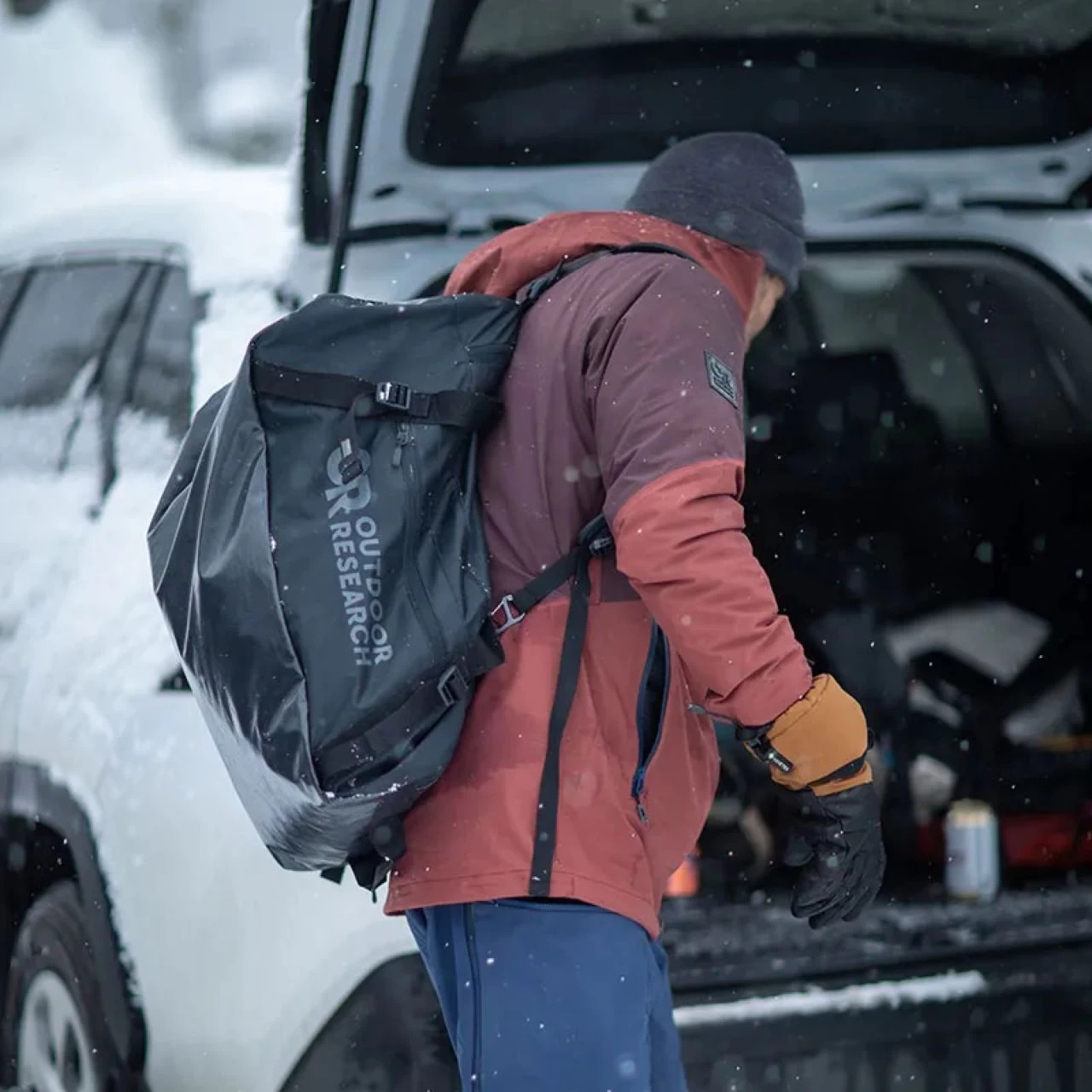 Outdoor Research CarryOut Duffel - 60 Liter 14 Outdoor Research CarryOut Duffel - 60 Liter - Image 12