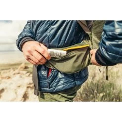 Gregory Stout 70 - Men's 20 Gregory Stout 70 - Men's -Outdoor Camping Shop GMP S20 Stout HipbeltPocket rsz 78827.1674847843.1280.1280 51712.1674849475