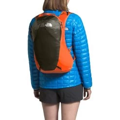 The North Face Chimera 24 Backpack - Men's -Outdoor Camping Shop NF0A3GA1 PR0 modelback rsz 83362.1657931668