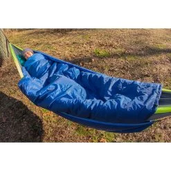 ENO Spark Camp Quilt 21 ENO Spark Camp Quilt -Outdoor Camping Shop eno spark camp quilt lifestyle 08v2 83798.1626823411