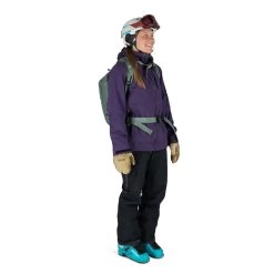 Osprey Kresta 20 - Women's 17 Osprey Kresta 20 - Women's -Outdoor Camping Shop kresta20f21 f21 onbody1 pineleafgreen rsz 97735.1642115471