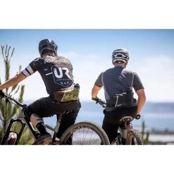 Camelbak Podium Flow Belt -Outdoor Camping Shop podium flow belt 21oz v3 rsz 13990.1646434377